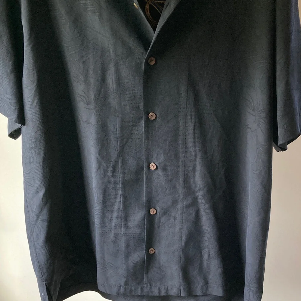 Tommy Bahama Silk Camp Shirt in Black - Picture 8 of 13